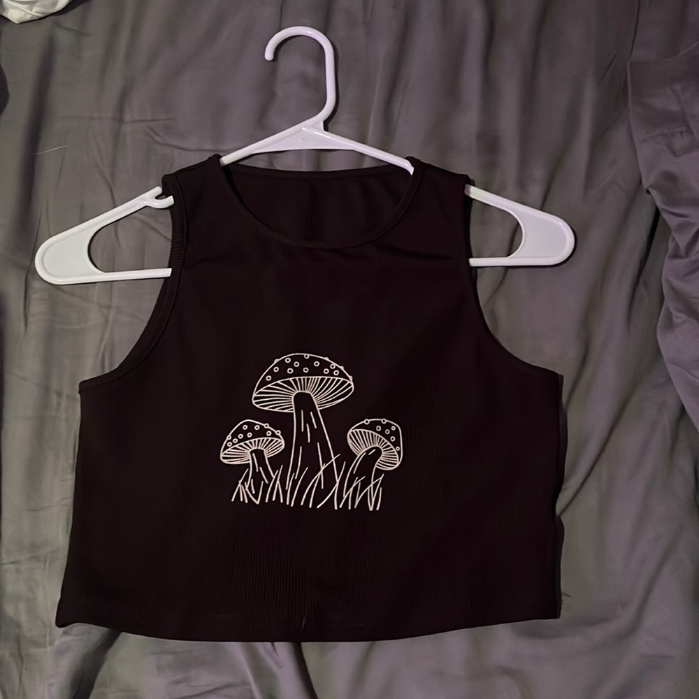 brown mushroom crop top, large